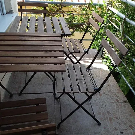 Διαμέρισμα 22 *