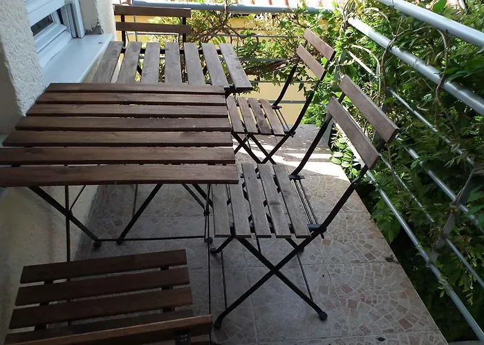 Διαμέρισμα 22 *